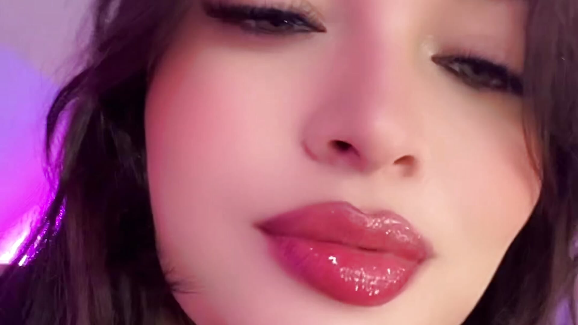 75287359294c40c084e3144291dde704.mov - video by sarahreyess_11 cam model