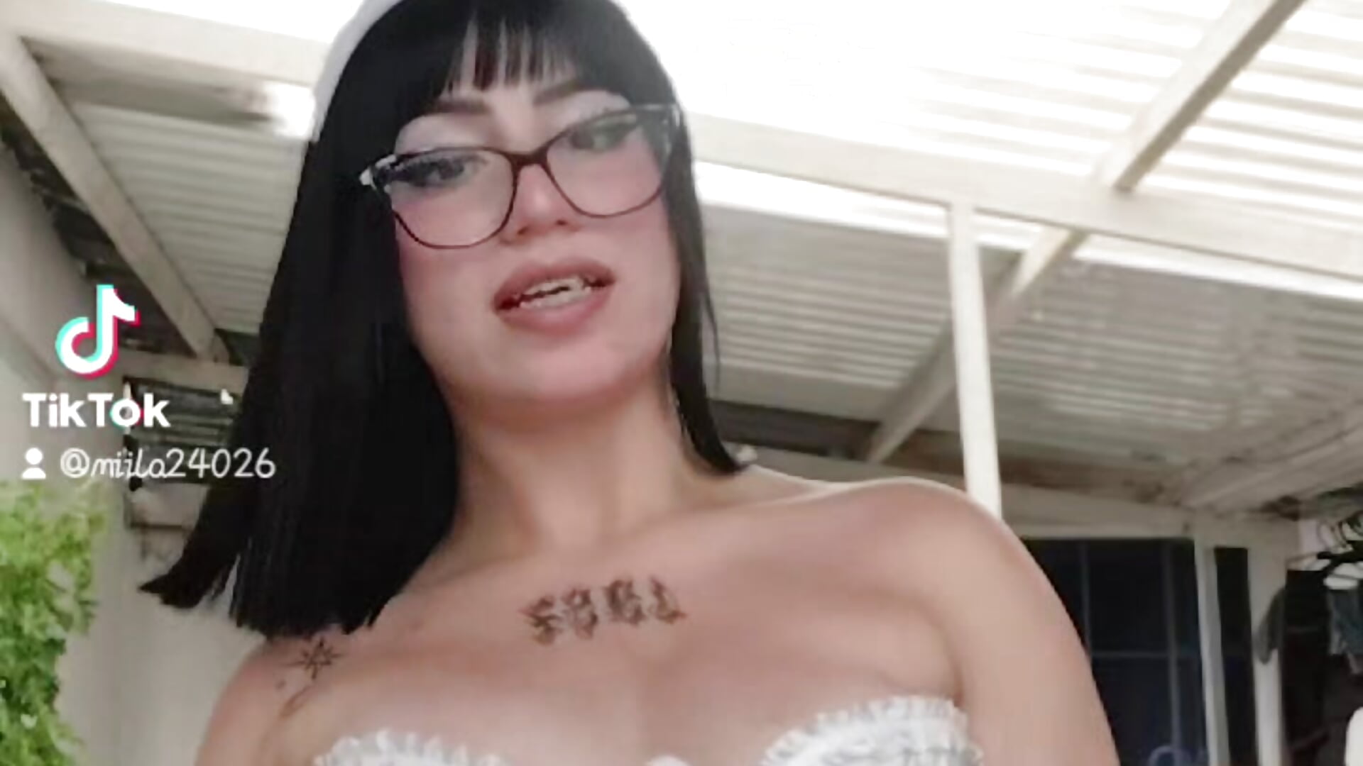 Me 🙈 - video di Kitty_Melodi modella di cam