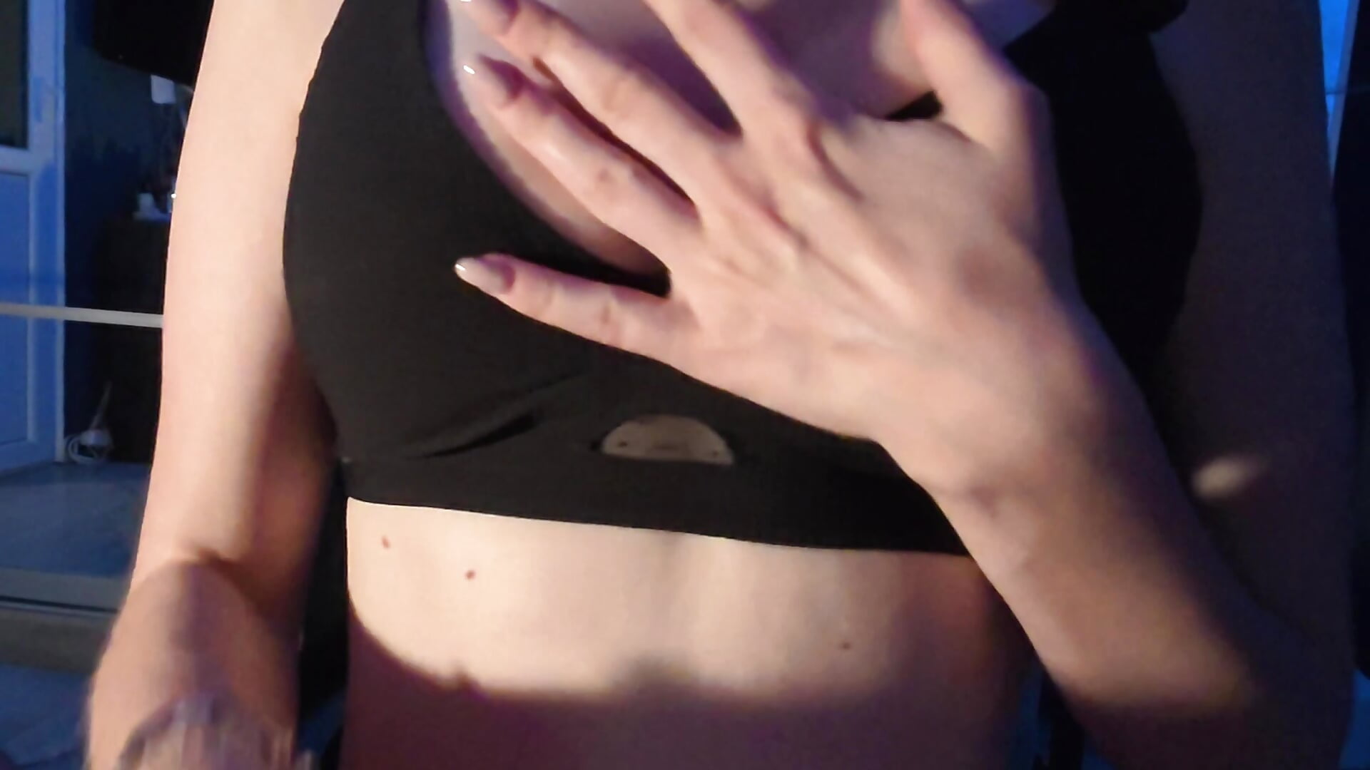 1000011726 - video by Annyloving cam model