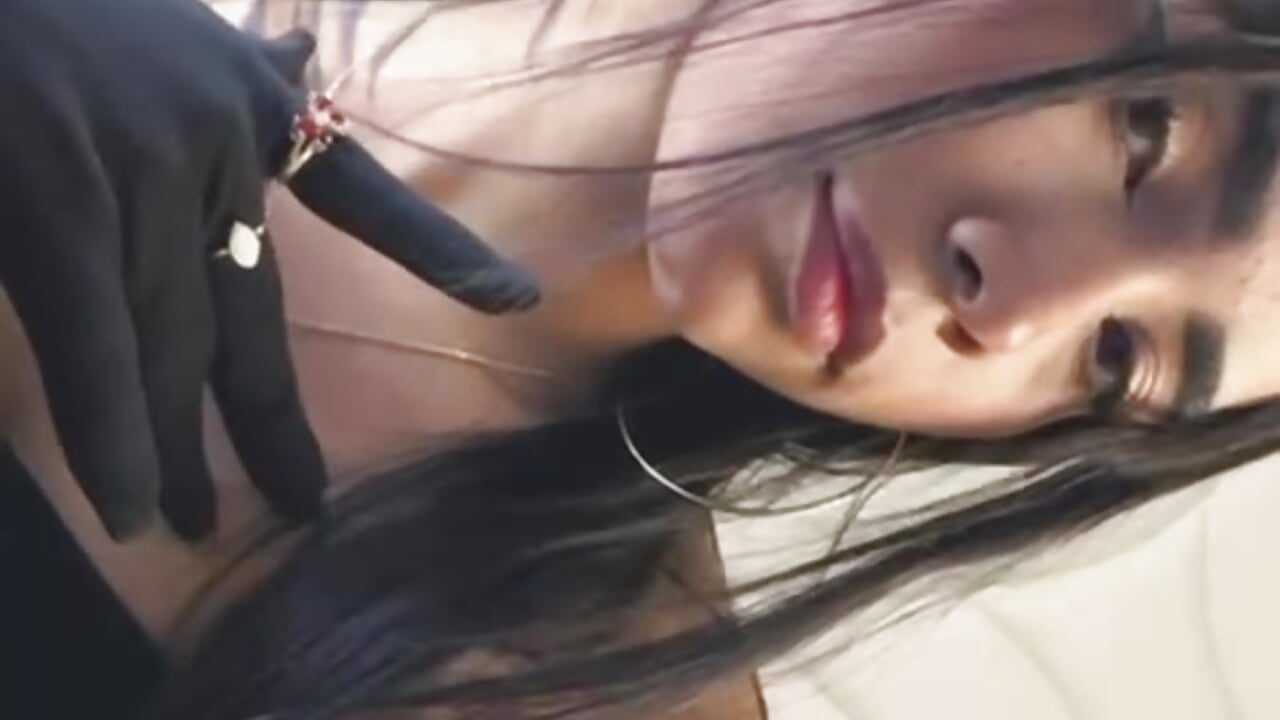 hello - video di GiaNovak modella di cam