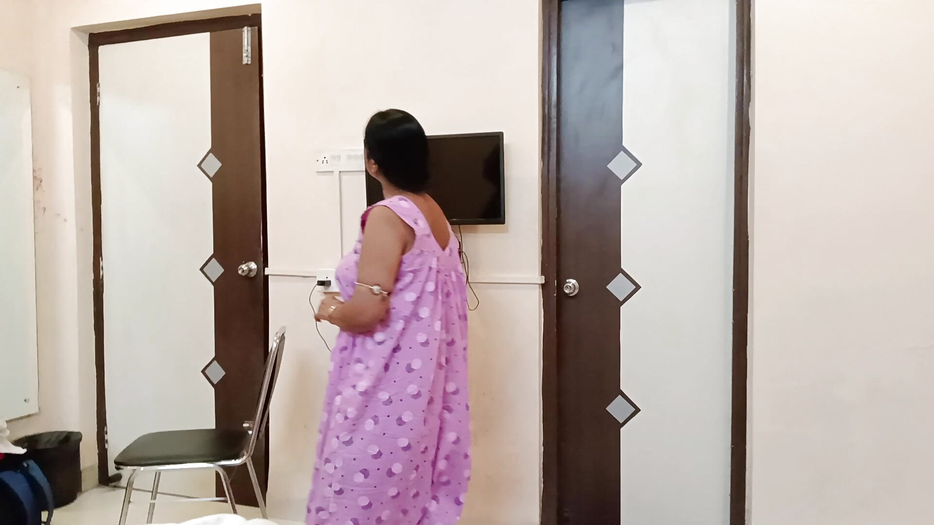 1000383296 - video by Rashikamalhotra cam model