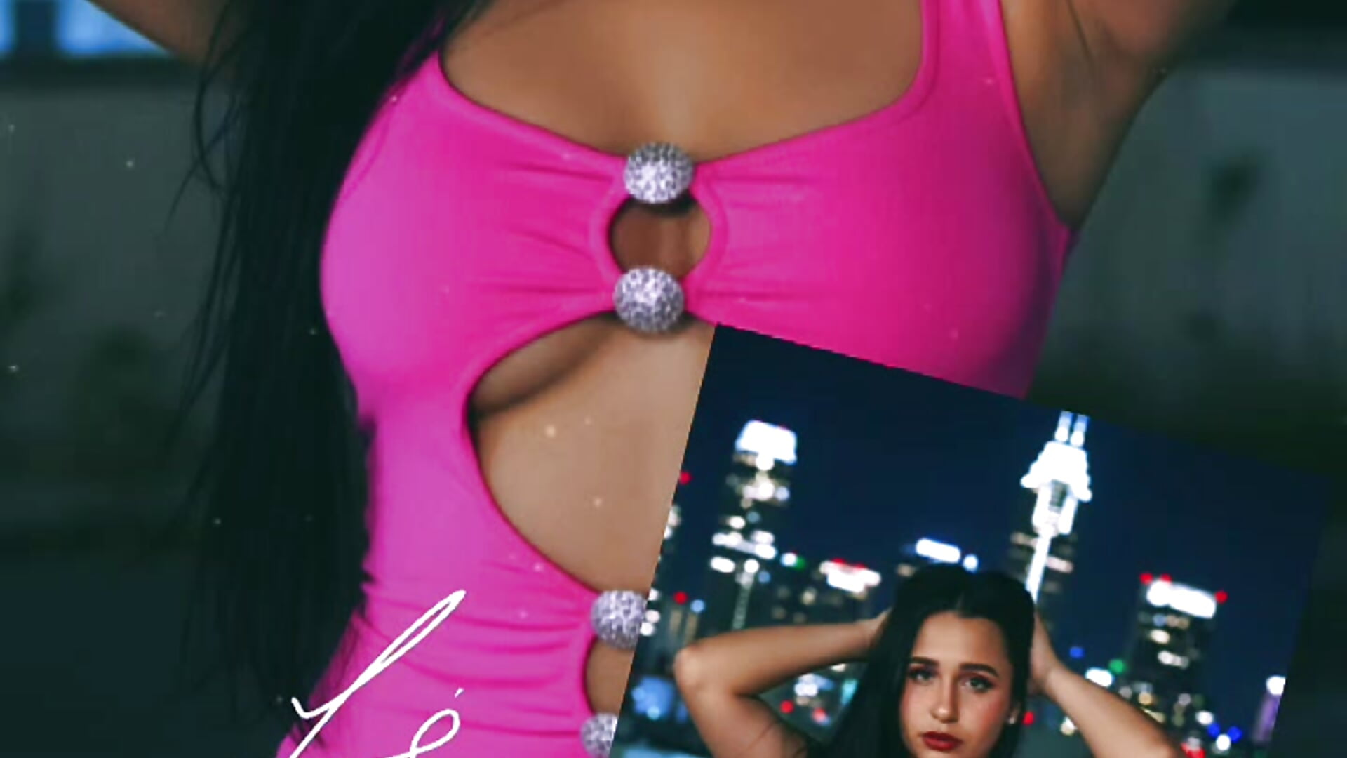 My favorite color - video by _adahara_queen cam model