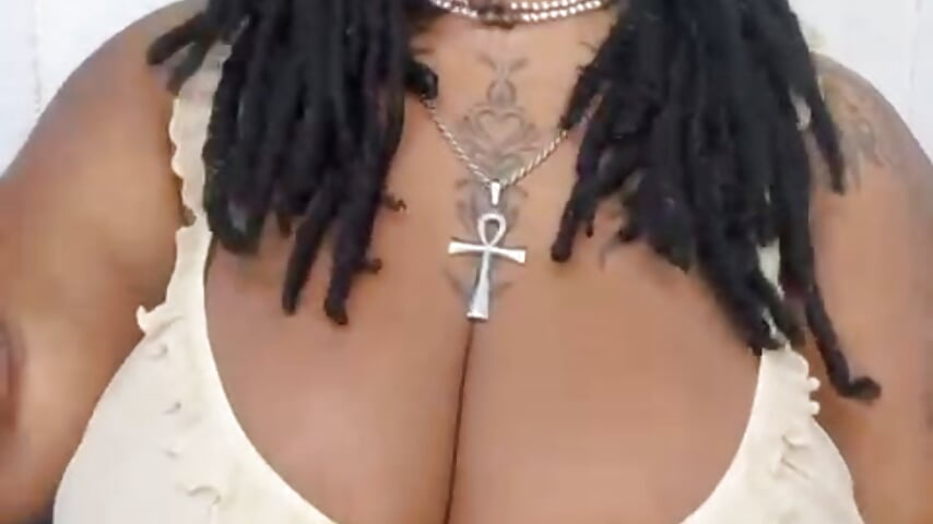 come on baby, what are you waiting for to come visit me again in my room?🔥🥵🥺 - Anaa_Fuentess 캠 모델의 동영상