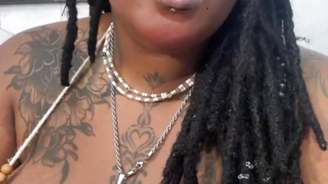 hello!!!!!  kiss– Anaa_Fuentess kameramodell videója