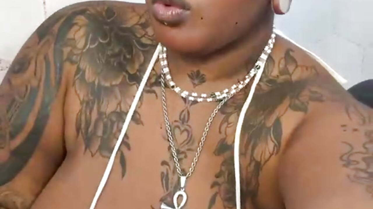 ready for my tongue to be playing with your big cock 🥵🔥👅 - clip cu Anaa_Fuentess model videochat