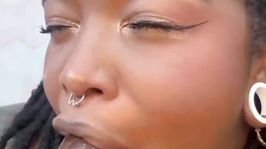 WhatsApp Video 2025-08-23 at 13,29,00 (2) - Anaa_Fuentess 캠 모델의 동영상