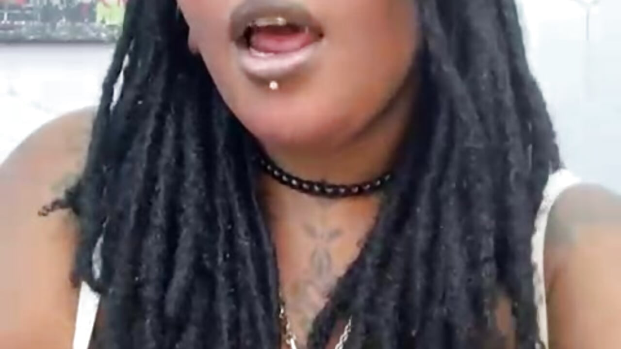 come closer and kiss me 🥺💥 - Anaa_Fuentess 캠 모델의 동영상