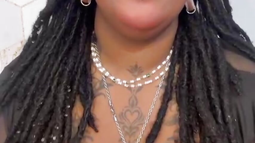 I miss talking to you, I'll wait for you, kisses 💋🔥🥺 - video di Anaa_Fuentess modella di cam