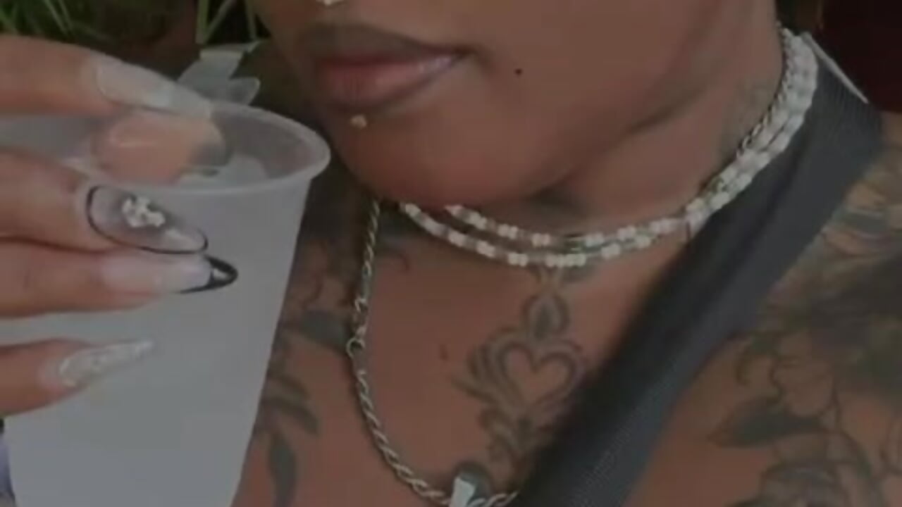 wonderful vacation not without telling you that I drank this for you 💋😍 - video của người mẫu cam Anaa_Fuentess