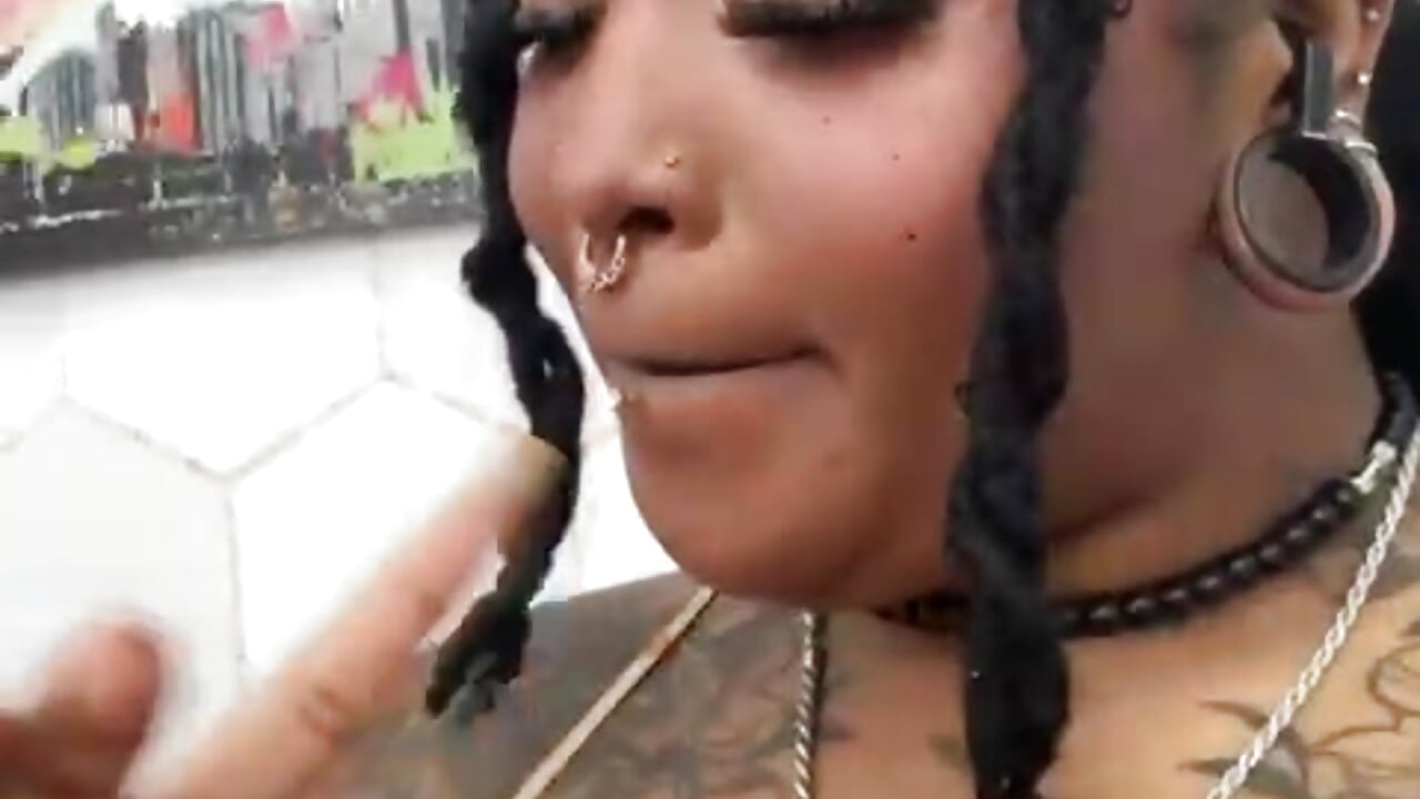 Don't wait any longer to visit me in my room ... I'll be waiting for you🤭😏 - Anaa_Fuentess 캠 모델의 동영상