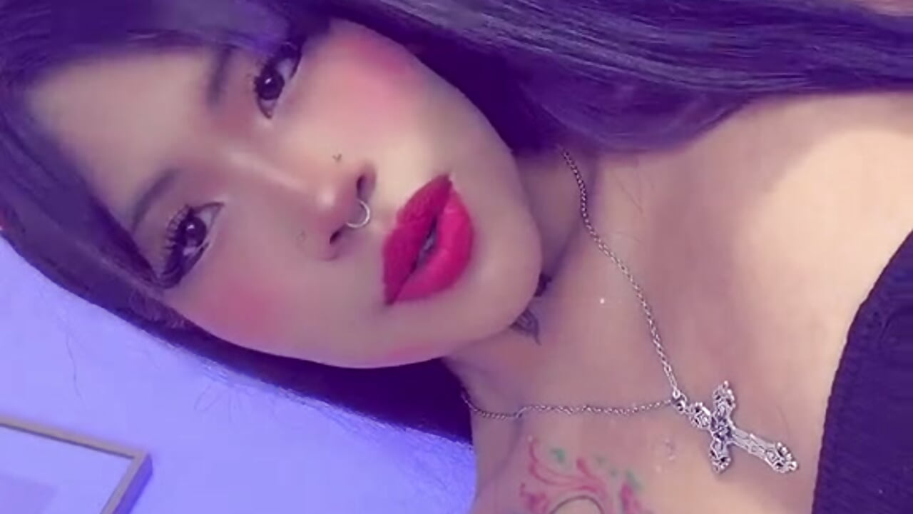 and if you come and we kiss like before 😈💋 - video oleh model kamera Georgina_Astor