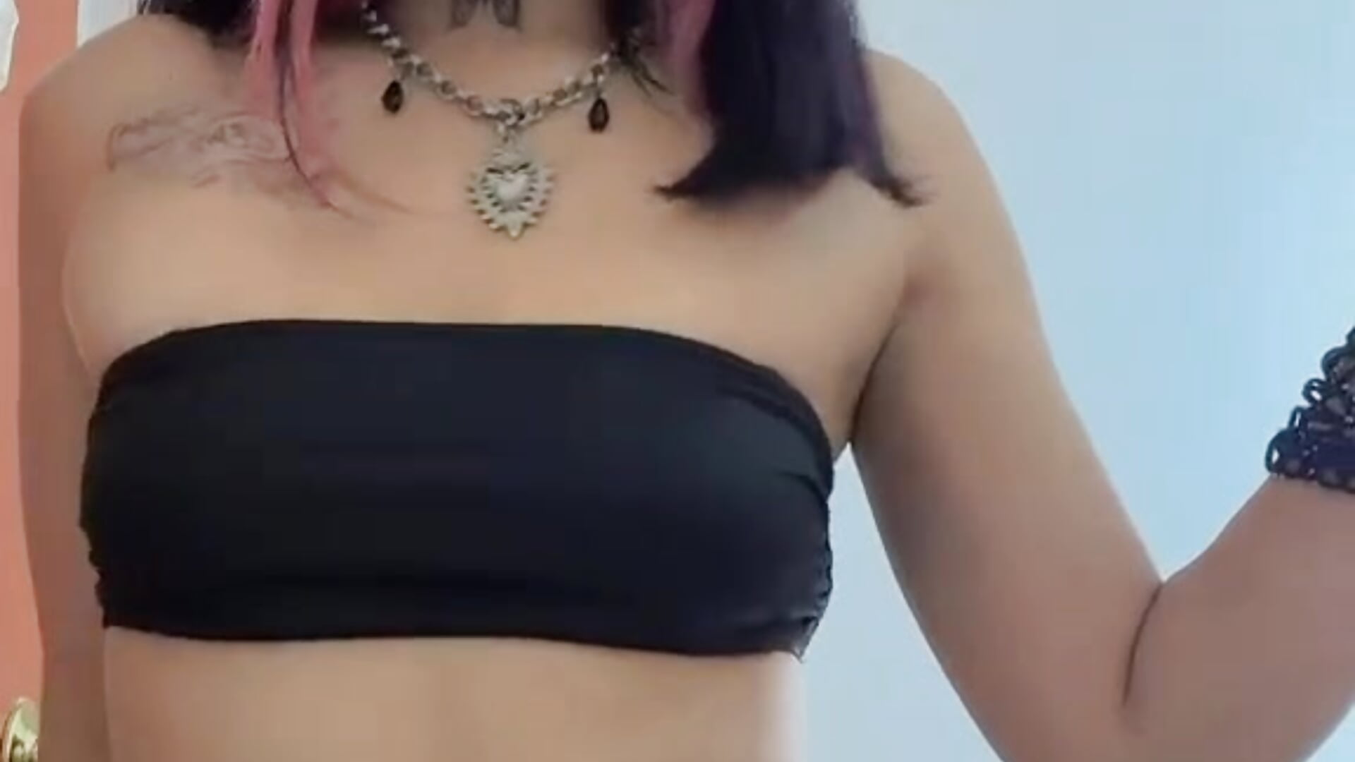sexy hip movements 🎶🙈🥵 - vídeo de Georgina_Astor modelo de câmara