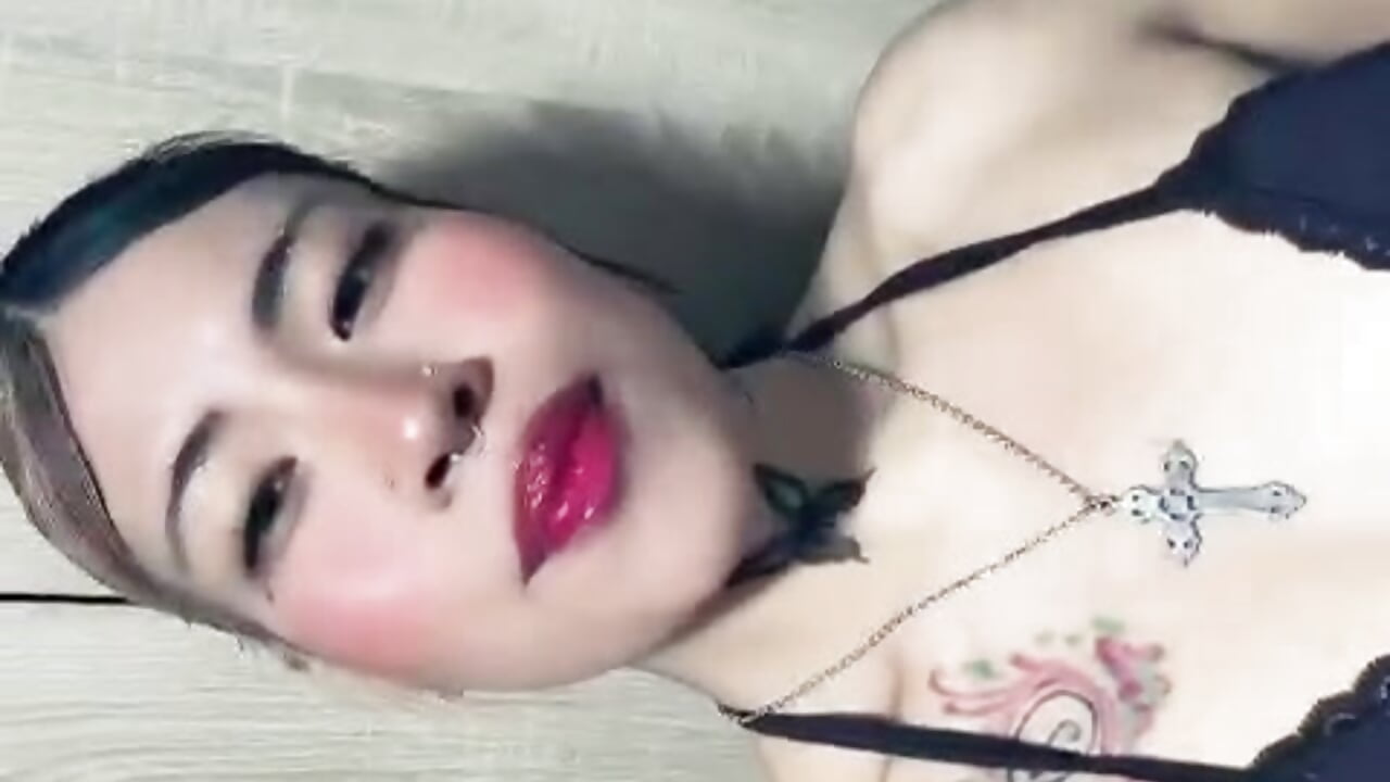 You want more 🎶🙈– Georgina_Astor kameramodell videója