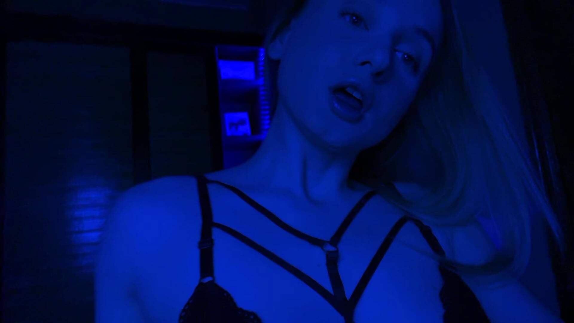 💙 - 視頻由 InDiva 主播提供