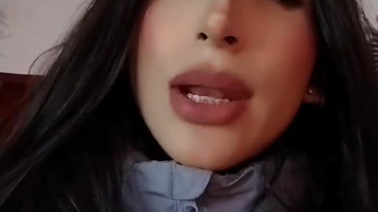 CUTE FACE U.U - vídeo de la modelo de cam _paulaaa