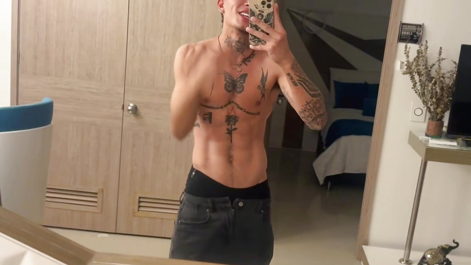 You will always do what you were and I don't have to let myself be fooled - video di Mrjustin_sebas modella di cam