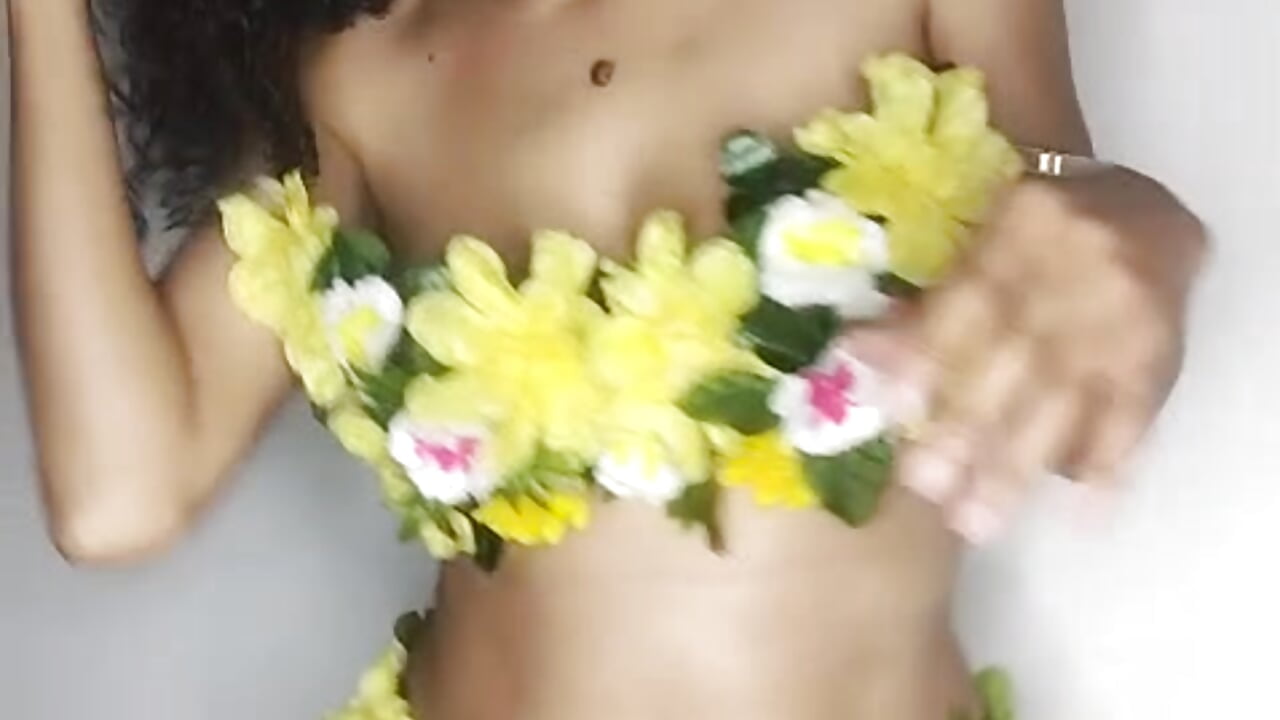 Just Me Saying Hi — in the Sexiest Way 😏 - video by alma_azul cam model
