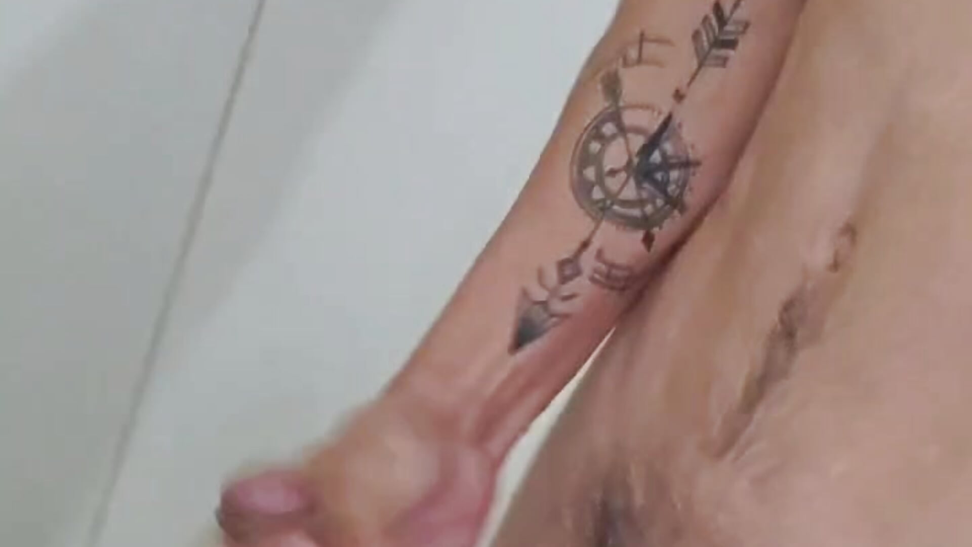 Gozando gostoso no banho! - Vídeo de saraivaaa2002, modelo de vídeos