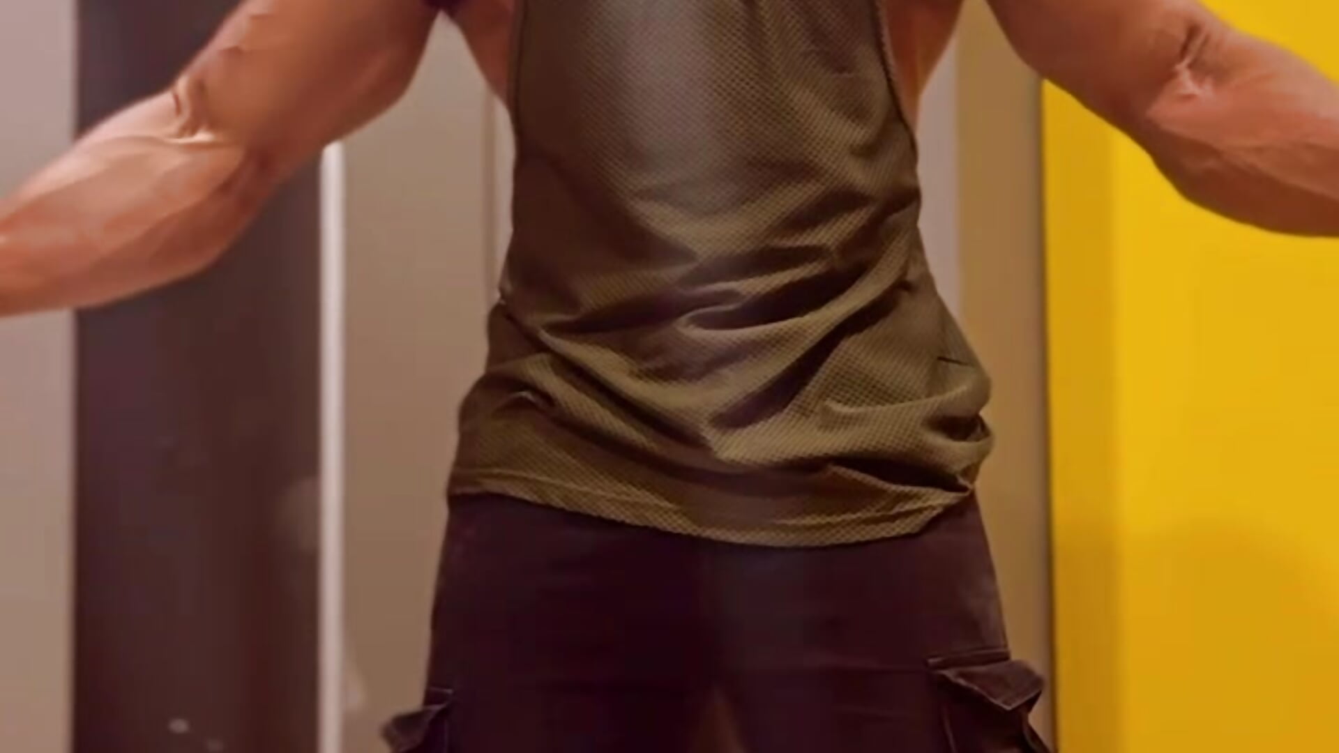 WhatsApp Video 2025-08-22 at 21,39,48 (1)– JakeViper kameramodell videója