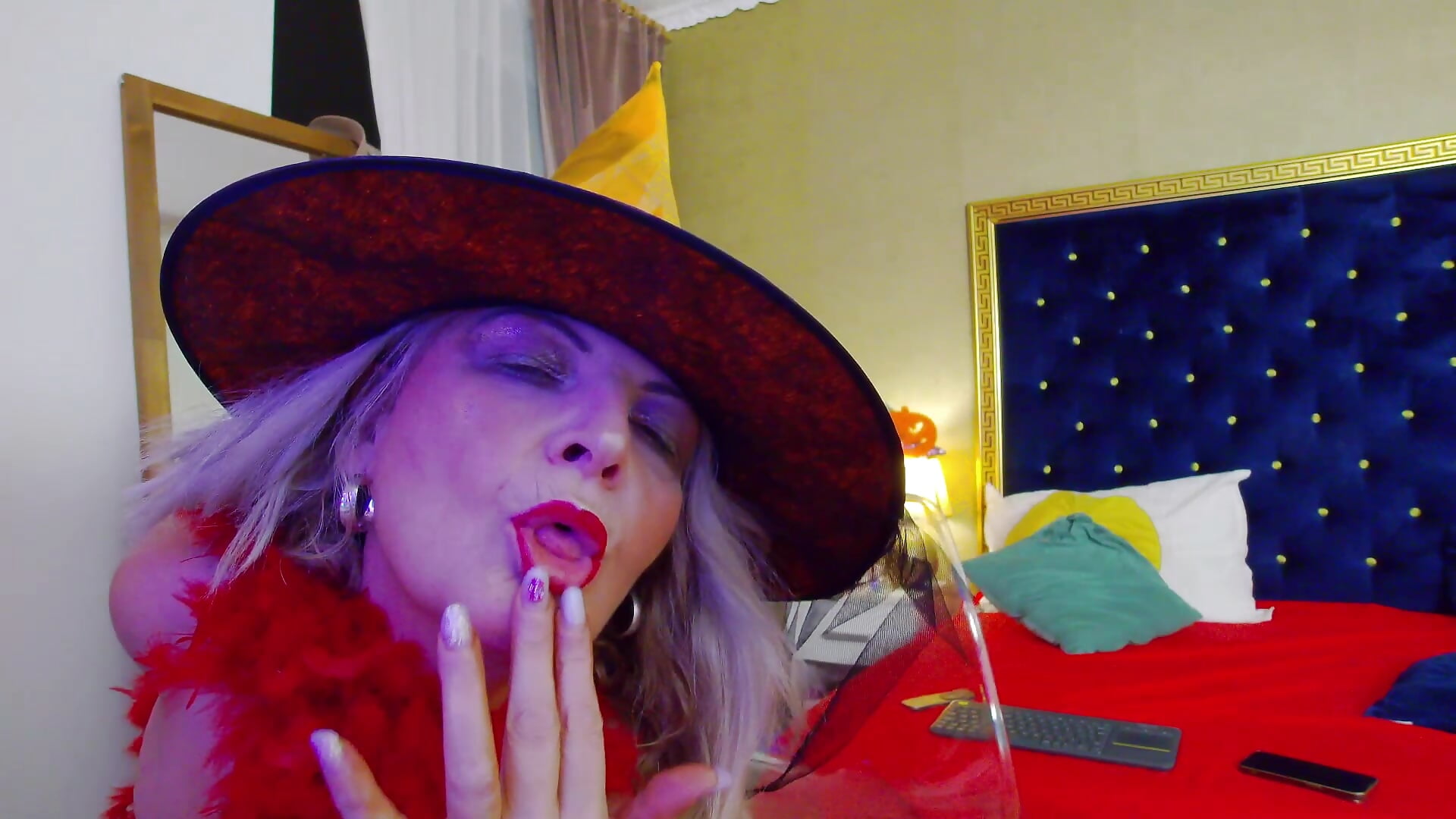 halloween - video by Allura_Jenson cam model