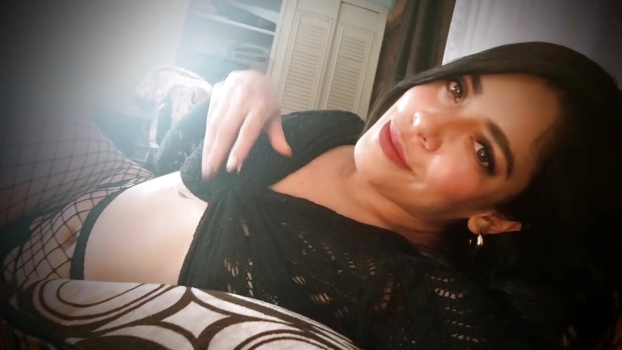 SNOW_20250825_194609_204~2 - video by sofiia_diaz0805 cam model