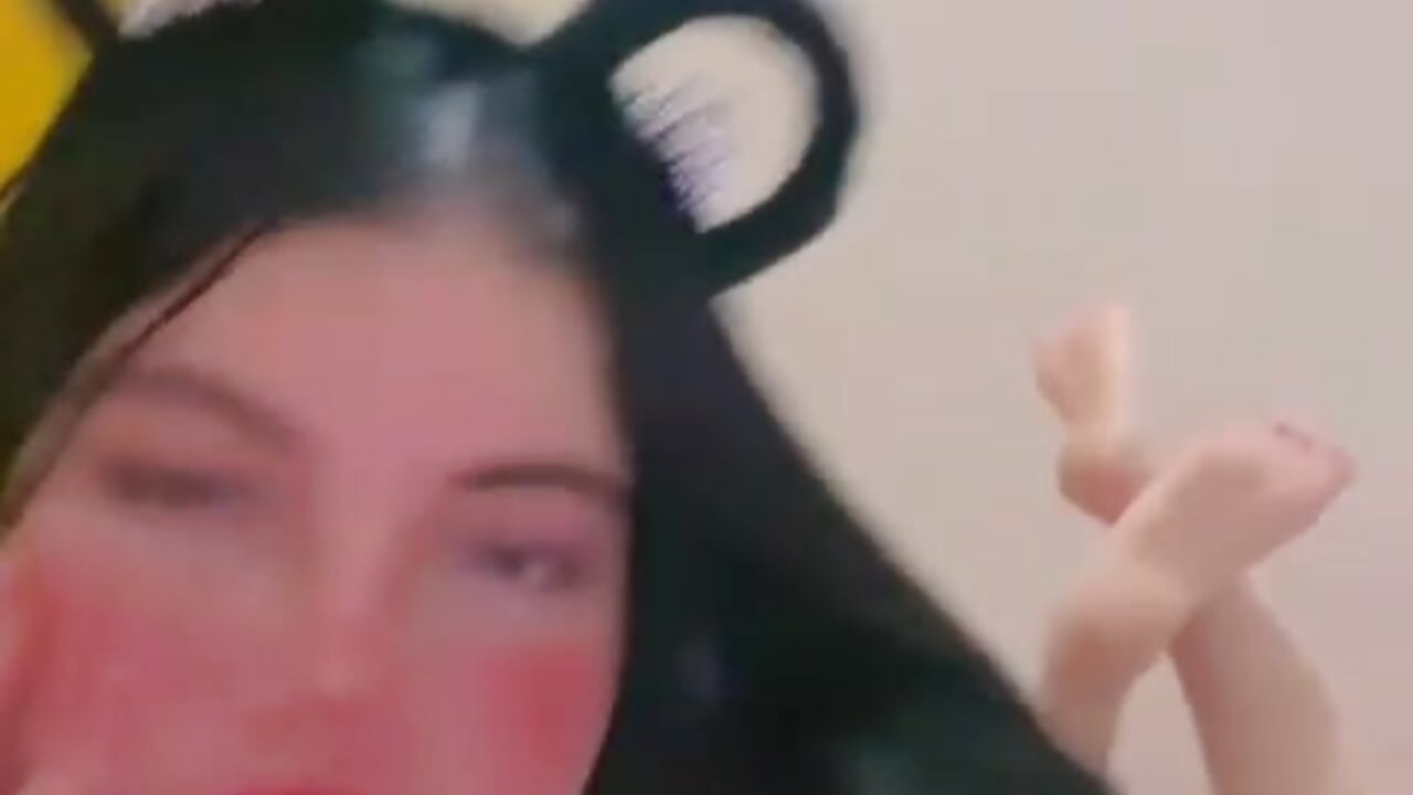 ❤️ - video by Kuromy_x cam model