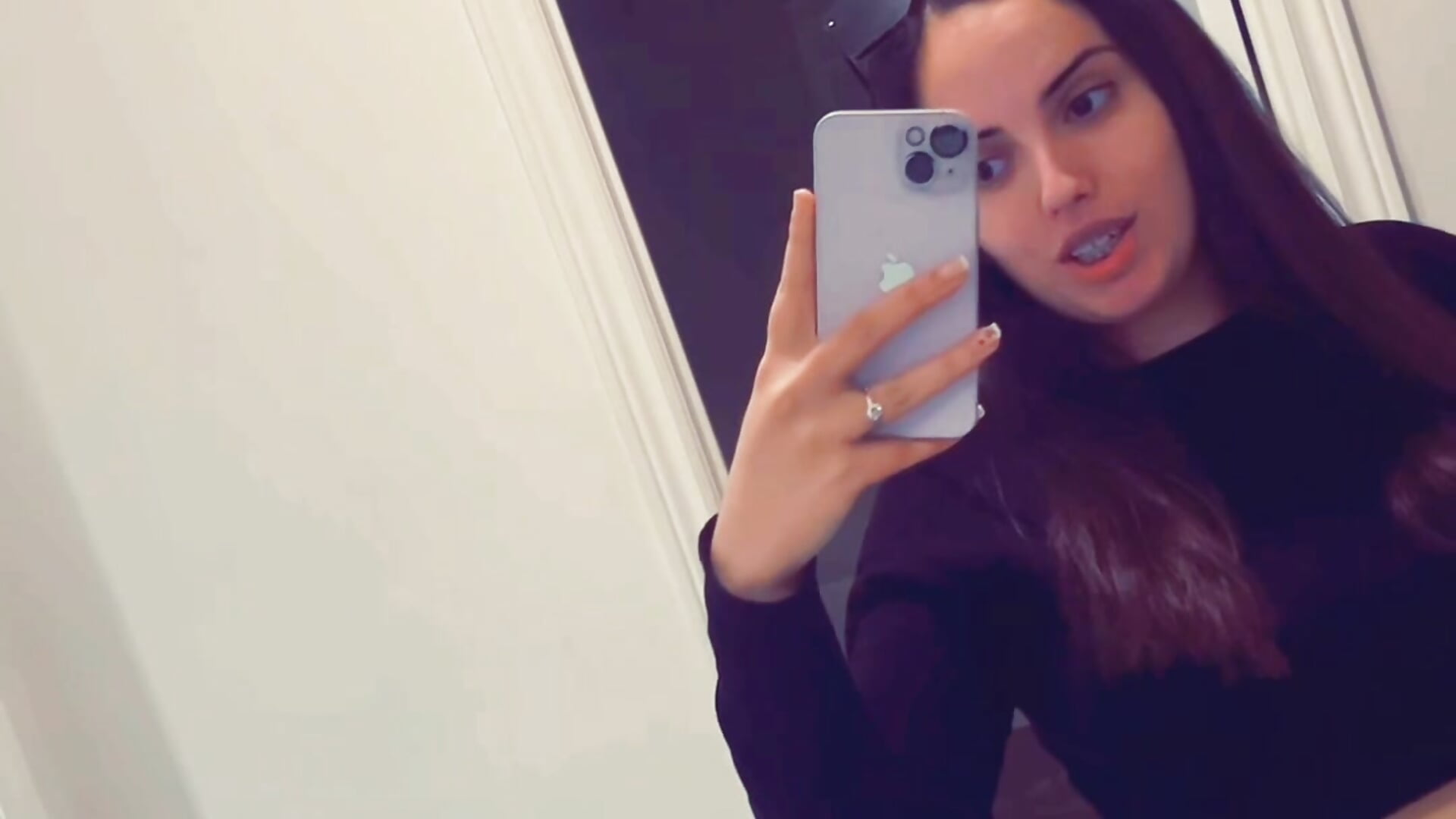 a502745650a04bb1ac10ae1d1408d874 - video by baddiexoxoxo23 cam model