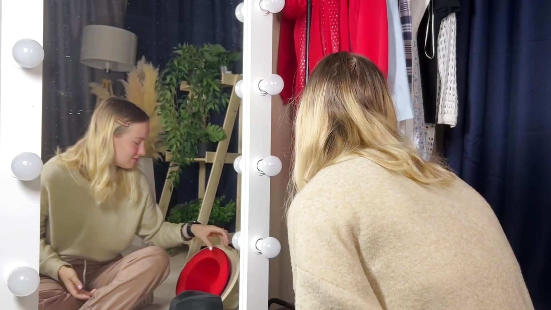 Sweety candy <3 - HongTomczak 캠 모델의 동영상