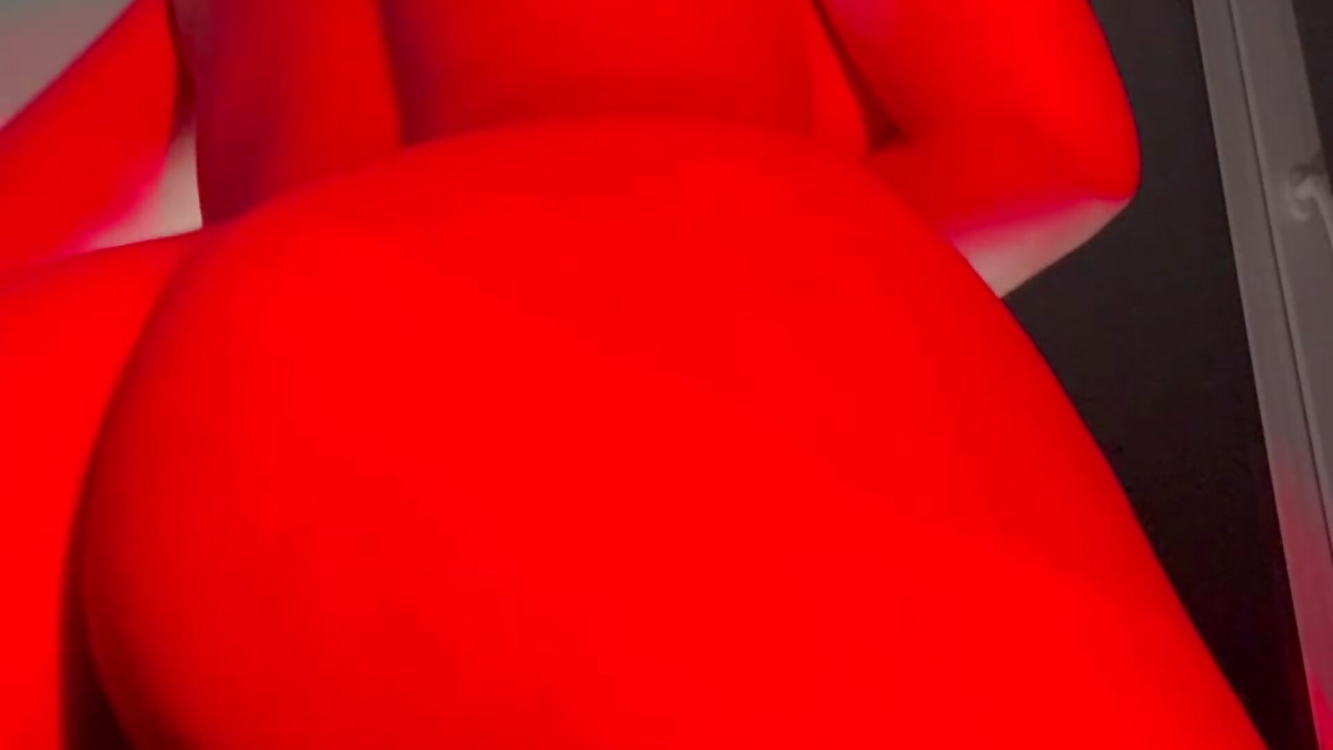 This gentle dance with my ass and open pussy is for you, sweetie 🤭💋 - video by kitty_kristy1 cam model