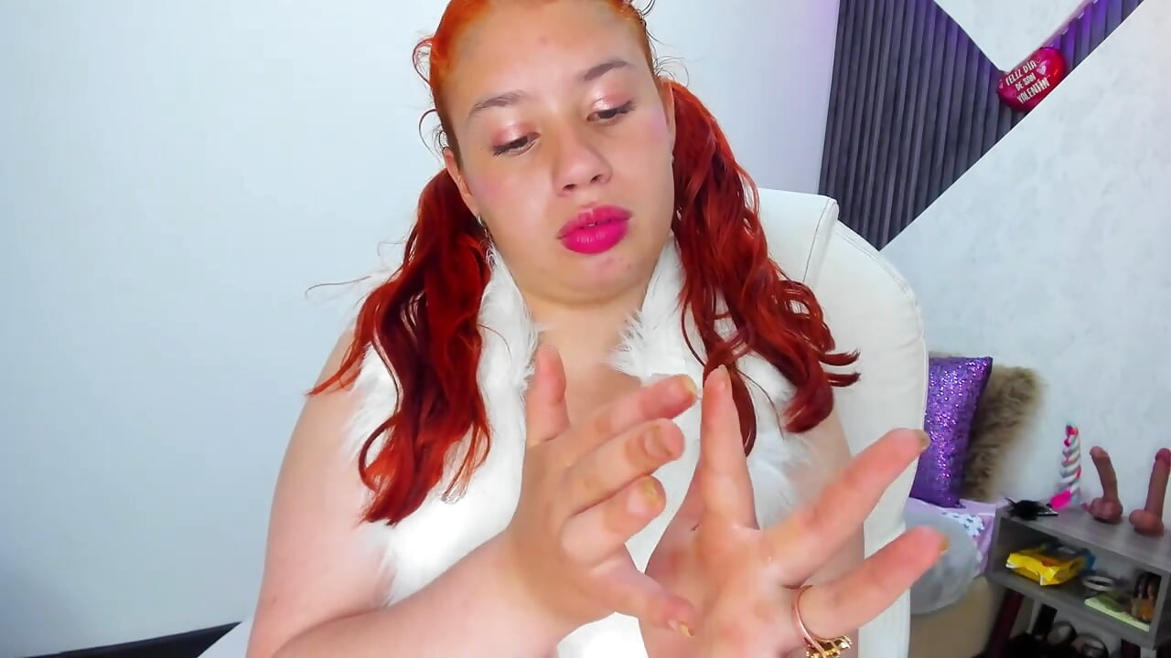 :) - video by roxana_santini cam model