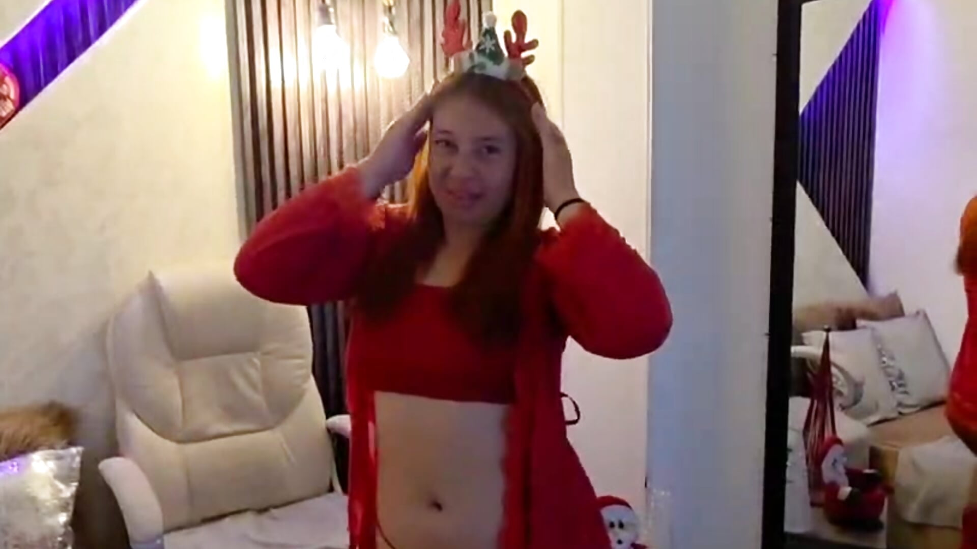 MERRY CHRISTMAS - video by roxana_santini cam model