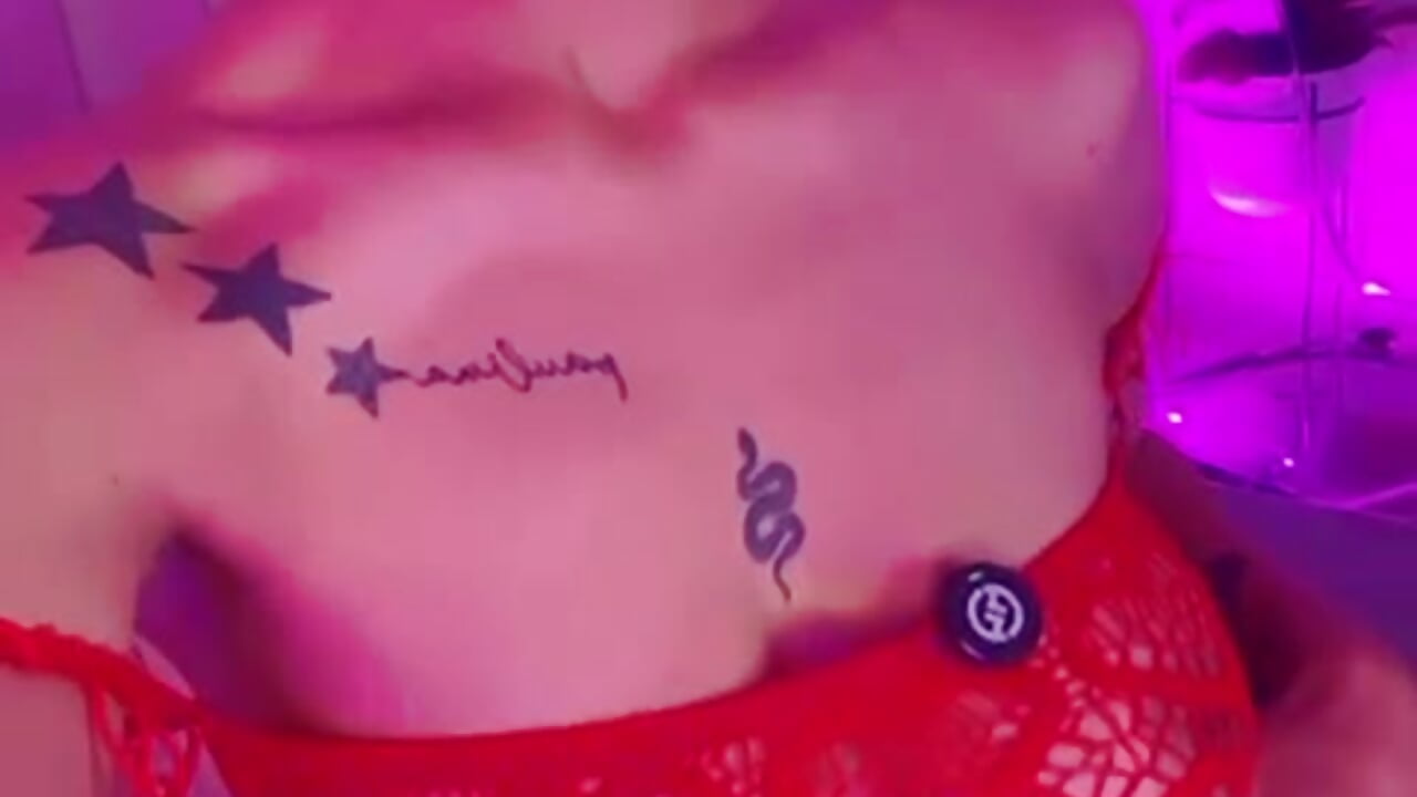 red gril 🔥🔥 - відео від вебкаммоделі FranchescaVeleska