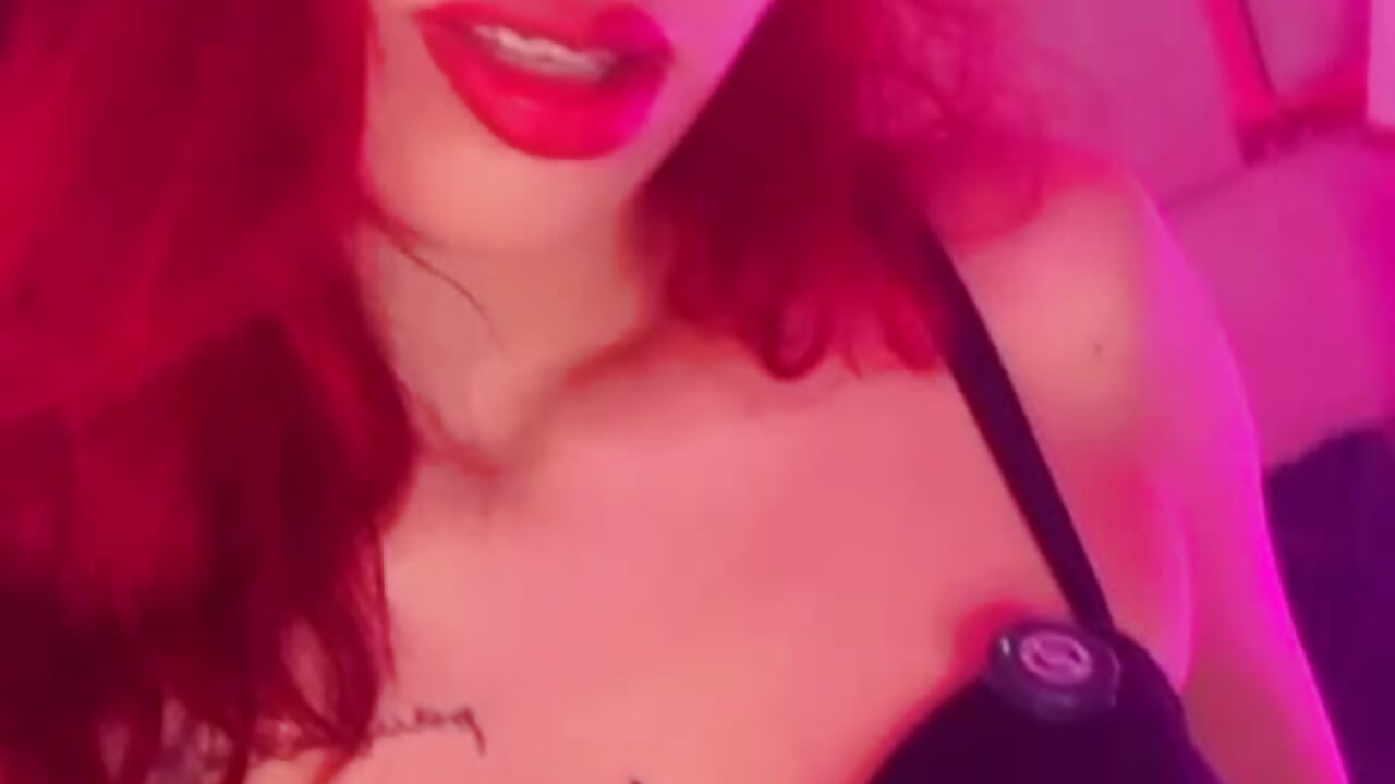 the black will be your greatest temptation 🔥🔥🔥 - video di FranchescaVeleska modella di cam