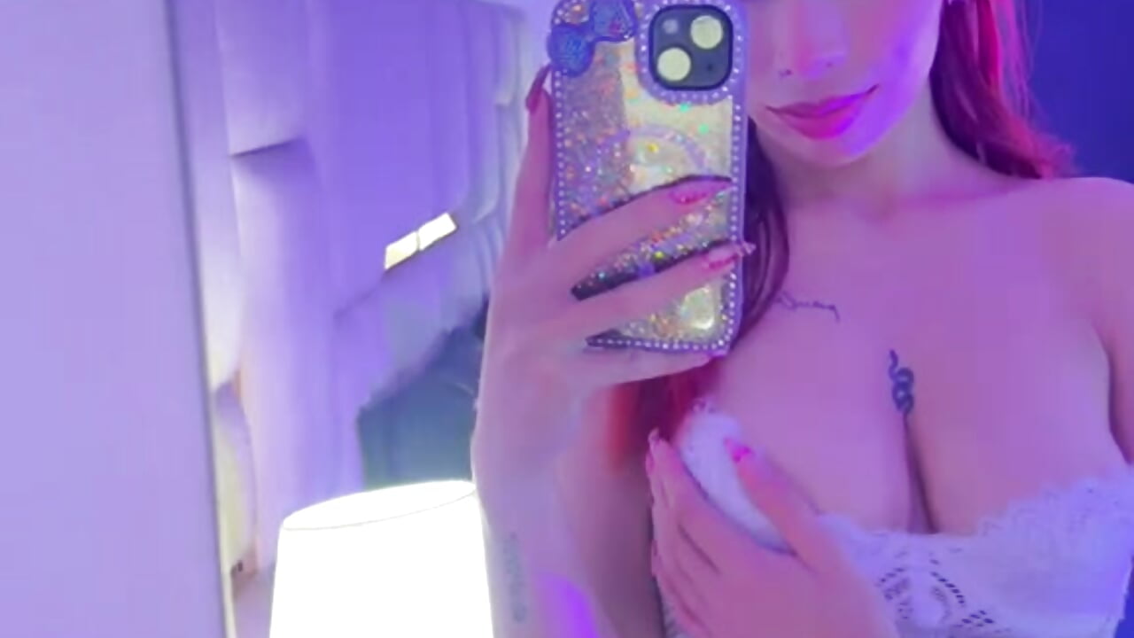 😈😈perfect queen 😈😈 - video van FranchescaVeleska cam-model