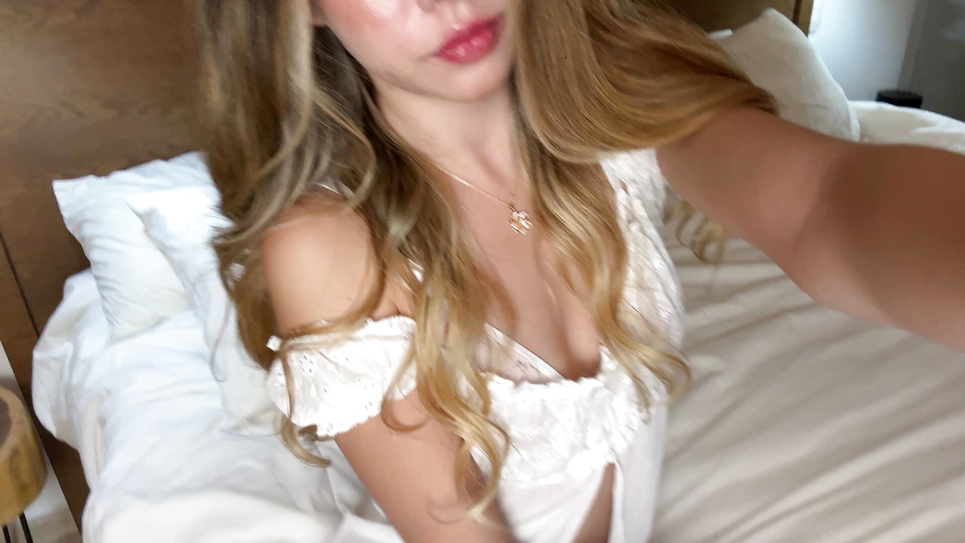 🐇 - video by LunarAngel_ cam model