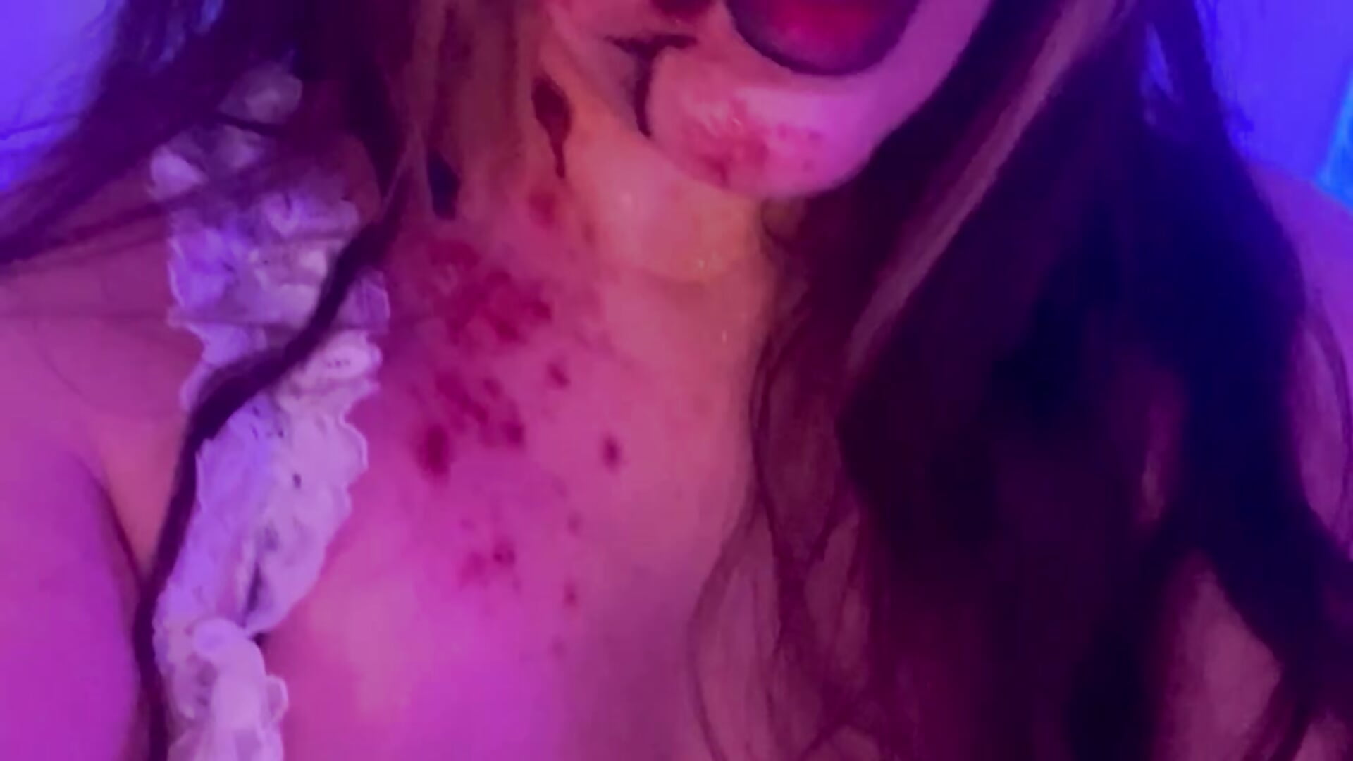 🎃🎃🎃 – видео вебкам-модели _PetiteLutine_