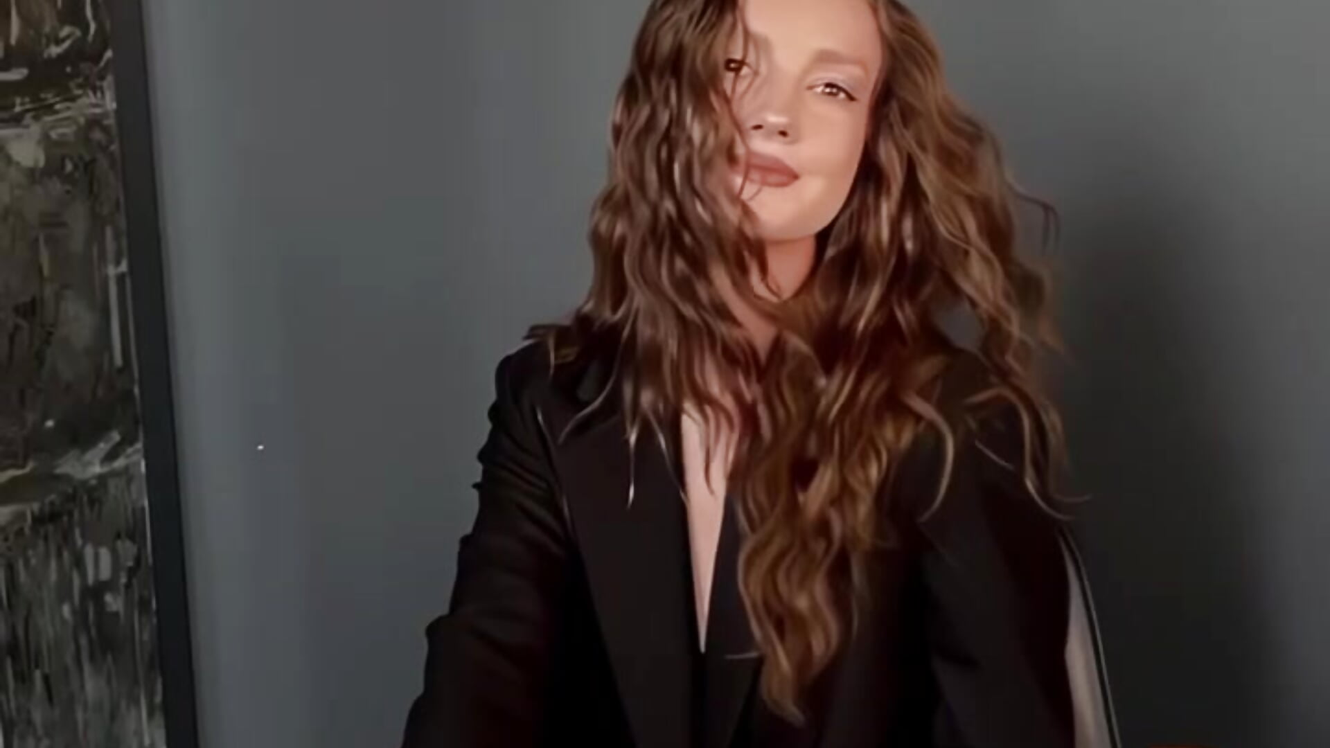 Little Angel – video od webkamerové modelky LoraSunnyy