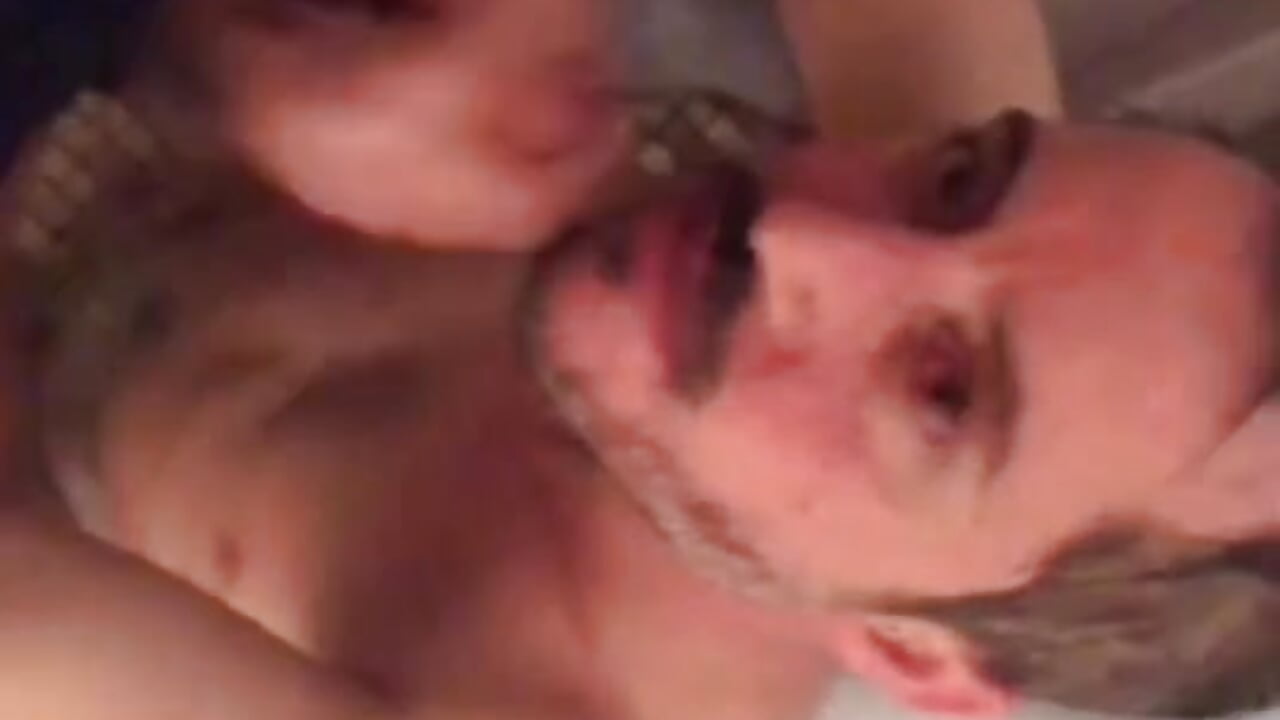 Sous la douche - branletteur主播的视频