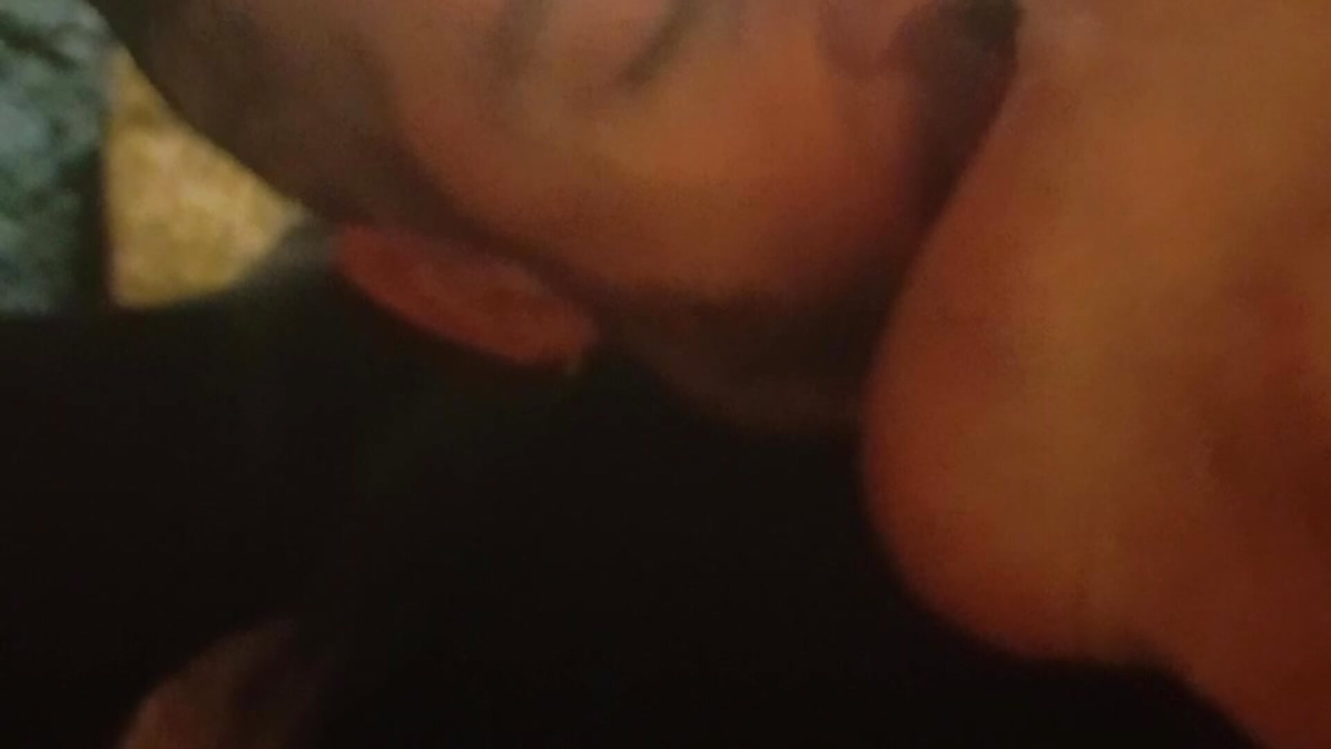 Léchage de pieds - video by branletteur cam model