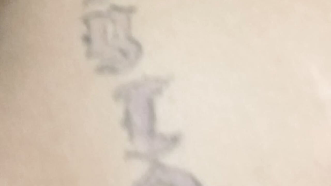 Just a couple of my tattoos - vidéo du modèle de showcams Bustly