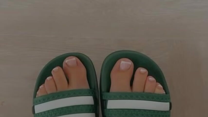 Feet🦶 - vidéo du modèle de showcams Lisaxtra