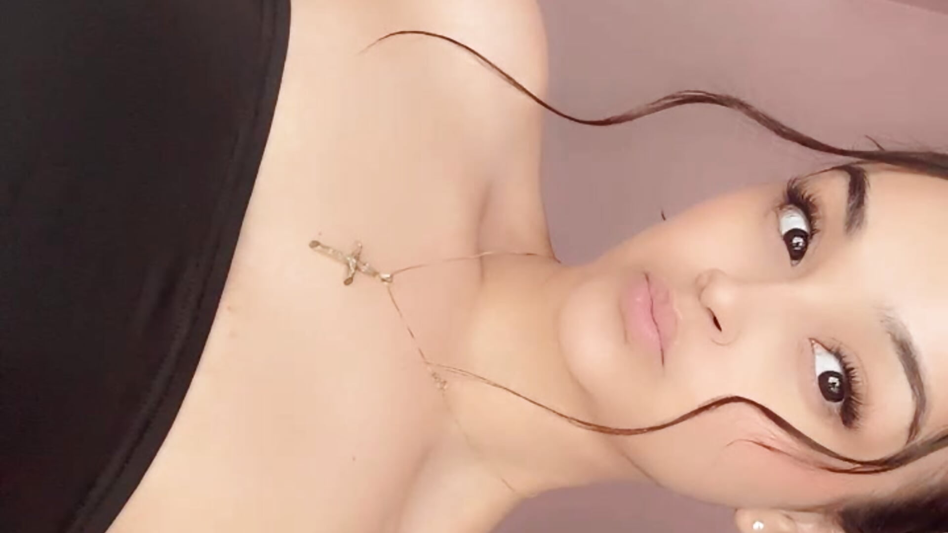 F2475BD8-D1CD-4C79-B2EF-129378F1BB0D - video by Lovingirl69 cam model