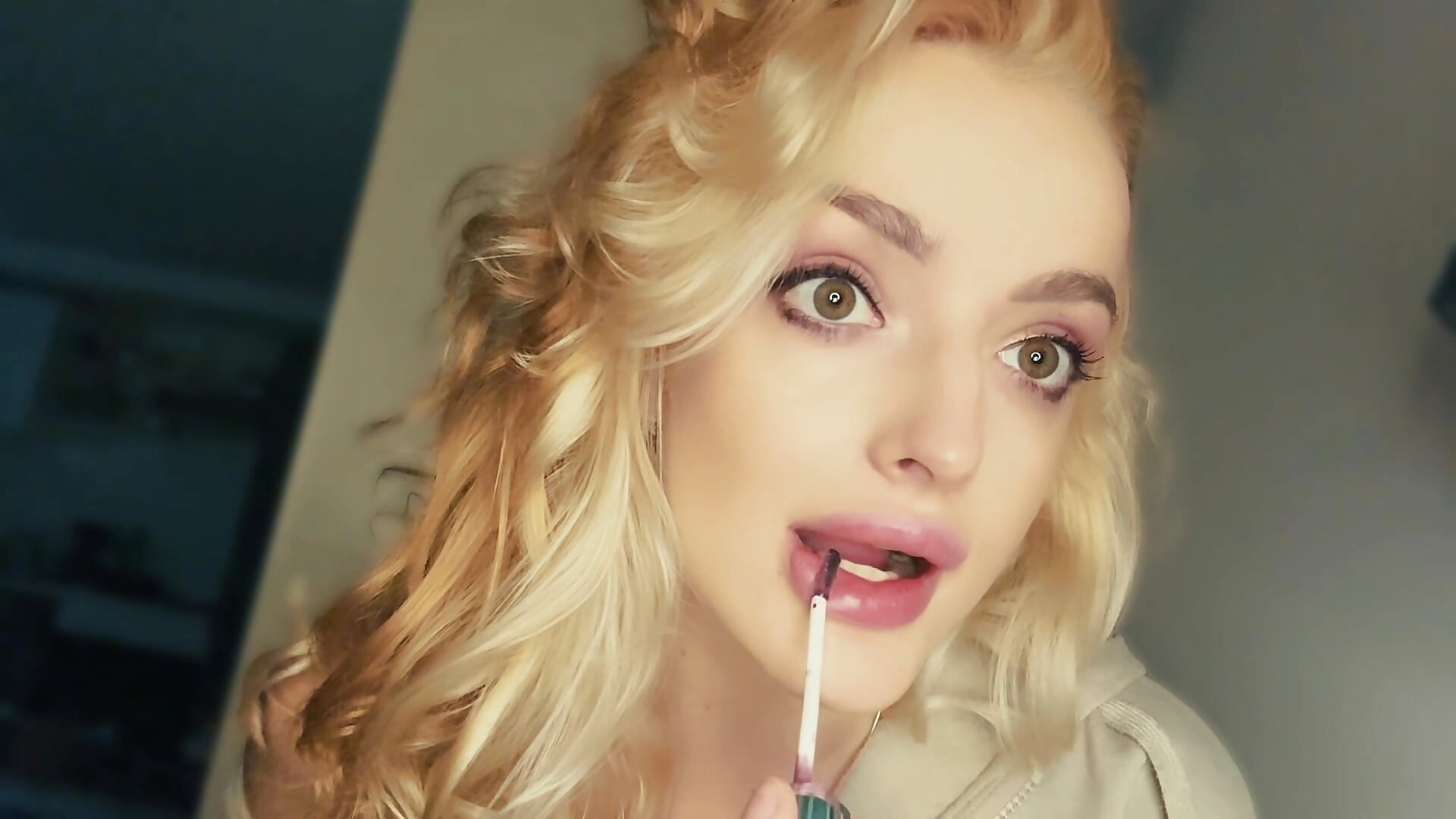 it's me – video od webkamerové modelky silentvelvettrap