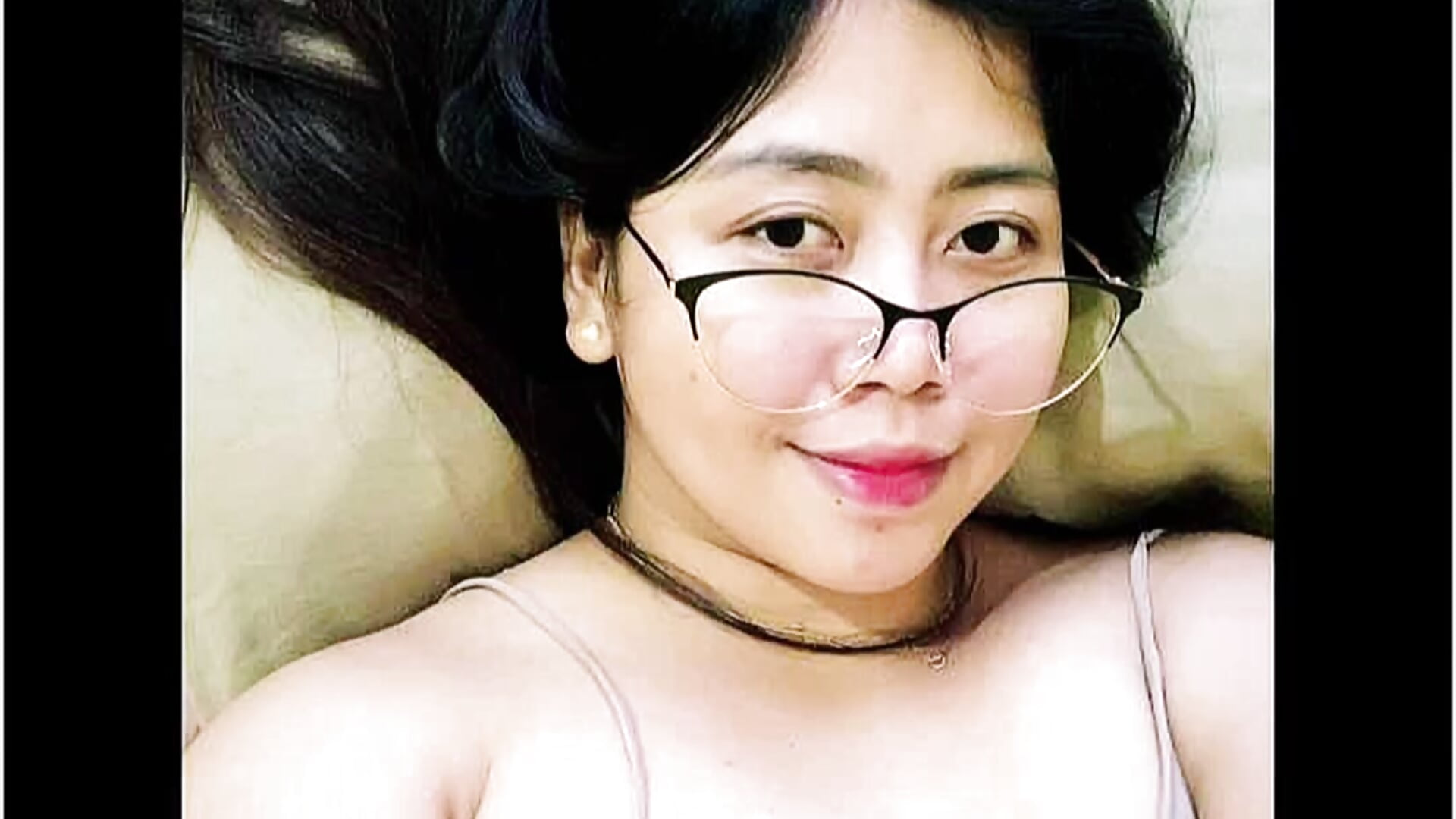 39169BA6-CFBA-4743-A255-95BA3E2EF8FEsegment_video_0 - video oleh model kamera Mamii_chyna
