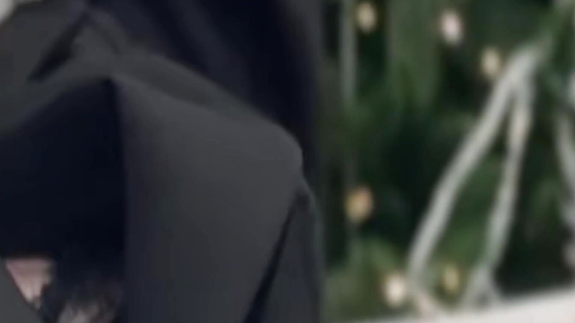 princess - video by CarolaineMyers cam model