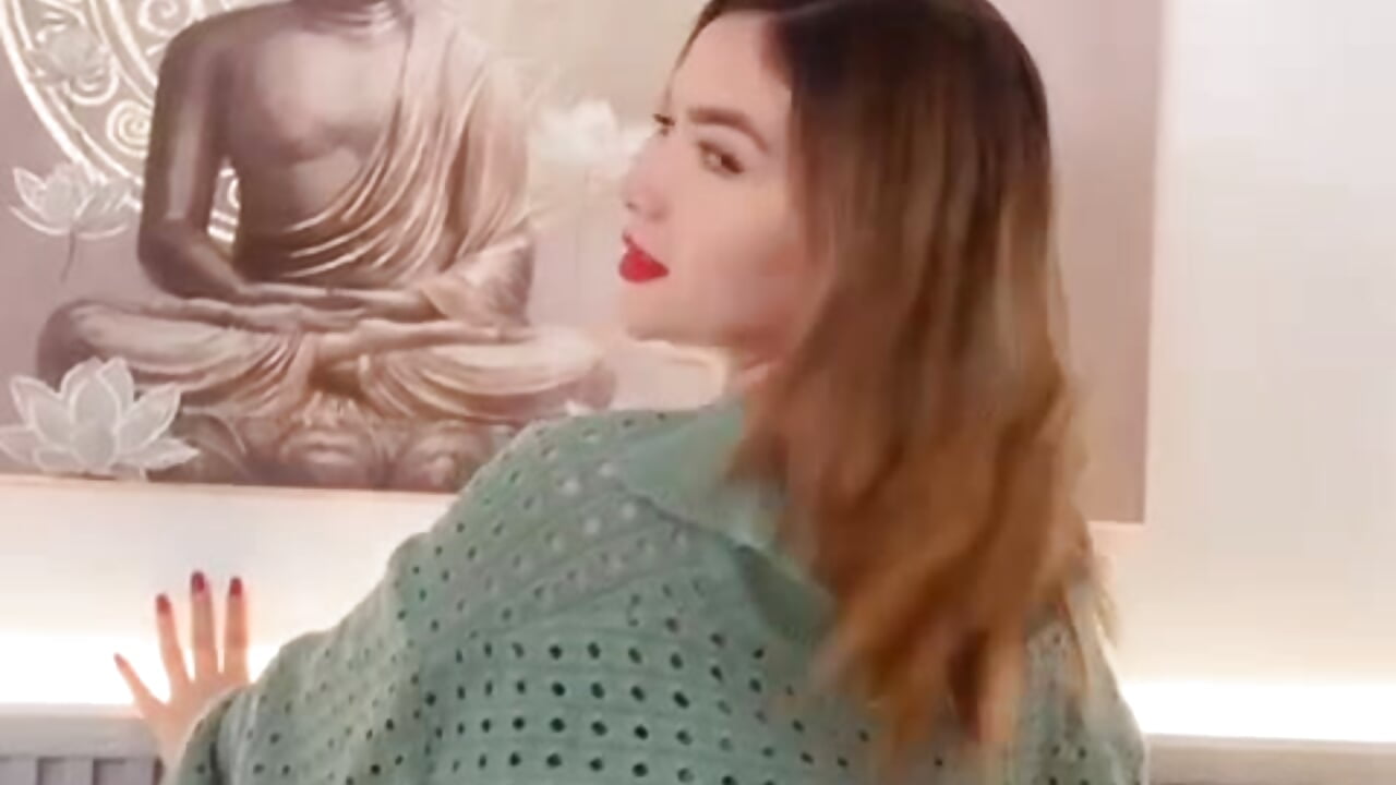 I'm only yours - video di Sammy_Lovee modella di cam