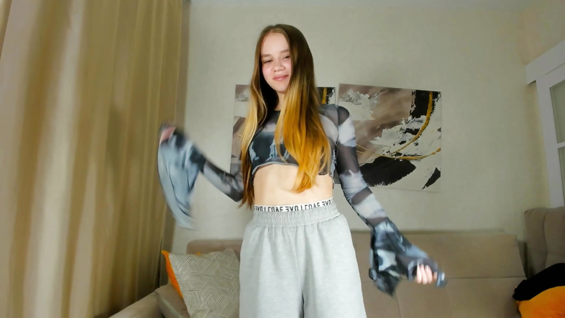 2025-08-25 22-14-26 - video by Angel_oci cam model