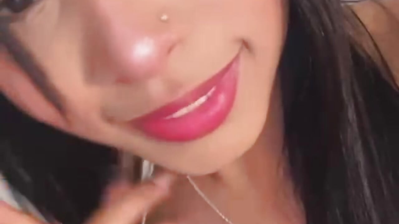Mmm What a good day for pleasure!  💦🔥 – video od webkamerové modelky SophieW1