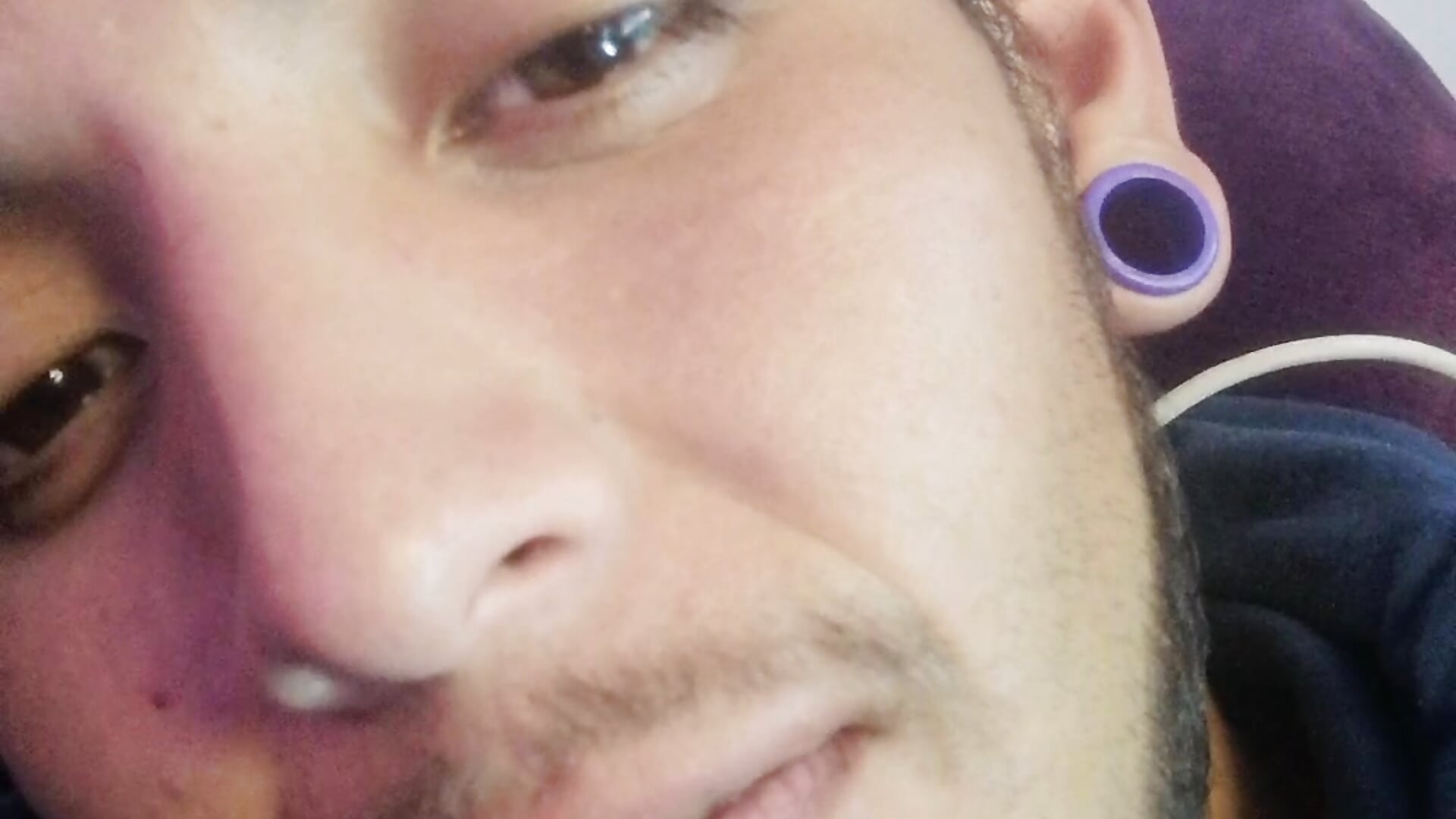Cute smile or cute piercings? - Vídeo de Equisde420, modelo de vídeos