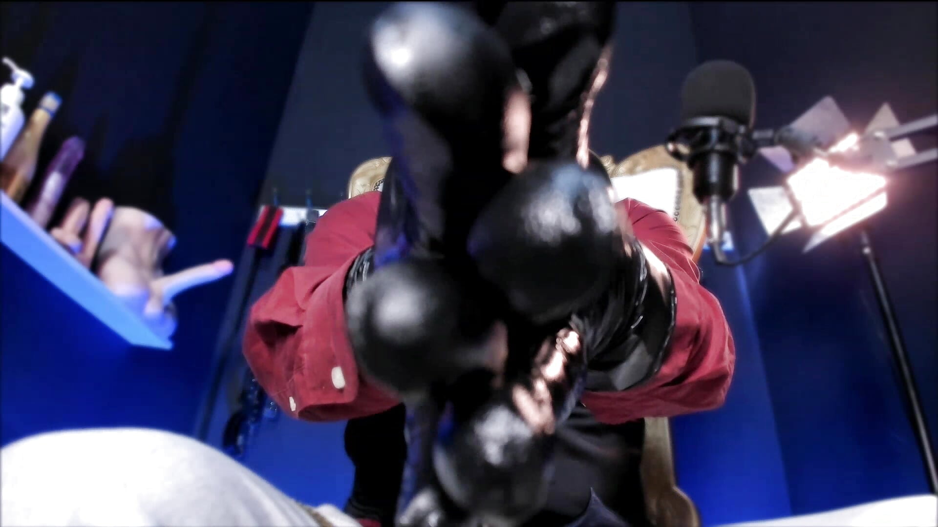 GLOVES LATEX FETISH, SHINNING AND ENJOY - video by Connor_wolf cam model